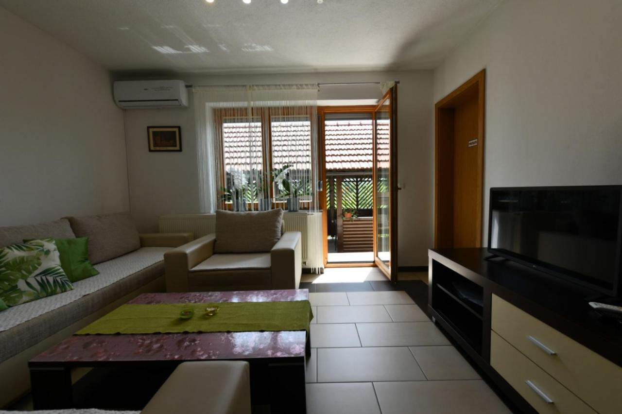 House Matijevic Simic Hotell Grabovac  Exteriör bild
